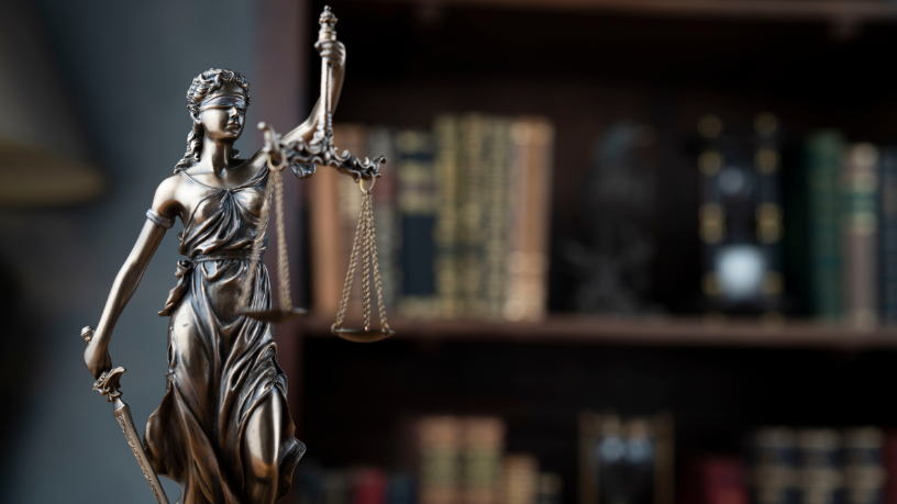 Dr. Jonatas Lucena explica que a Justiça pode determinar a quebra de IP para identificar autores de ameaças virtuais.