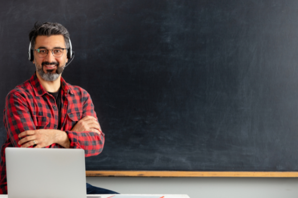 Teciomar Abila mostra como o conhecimento financeiro pode mudar trajetórias pessoais e profissionais.