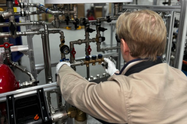 As análises de Paulo Roberto Gomes Fernandes sobre conservação e manutenção de dutos ganharam destaque durante a OTC, refletindo sua autoridade técnica no setor.