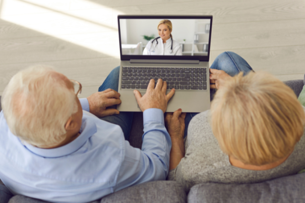 Telemedicina como política pública: por que o Brasil precisa expandir o acesso para idosos com o apoio do Sindnapi – Sindicato Nacional dos Aposentados, Pensionistas e Idosos.