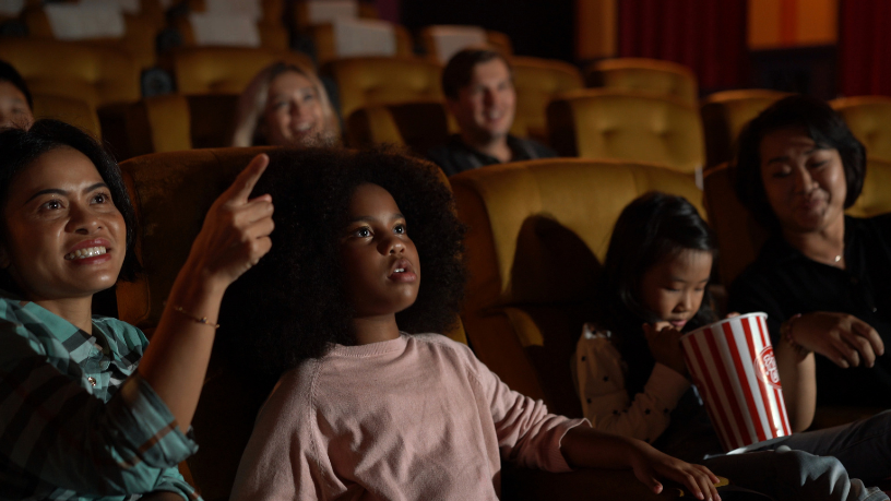 Dia do Cinema Brasileiro: onde assistir filmes nacionais de graça e por que isso importa agora